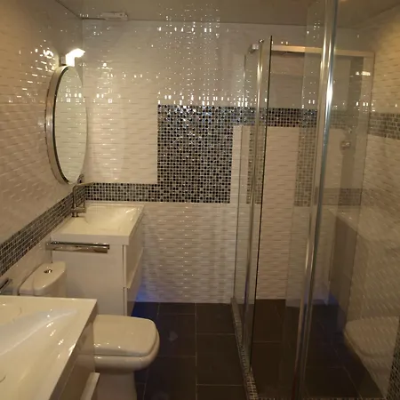 11 Bedrooms, 5 Bathrooms, Full Ac, Jacuzzi, Large Pool, Bbq, Pingpong Les Tres Cales