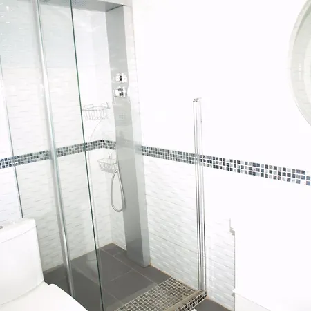 Villa 11 Bedrooms, 5 Bathrooms, Full Ac, Jacuzzi, Large Pool, Bbq, Pingpong Les Tres Cales